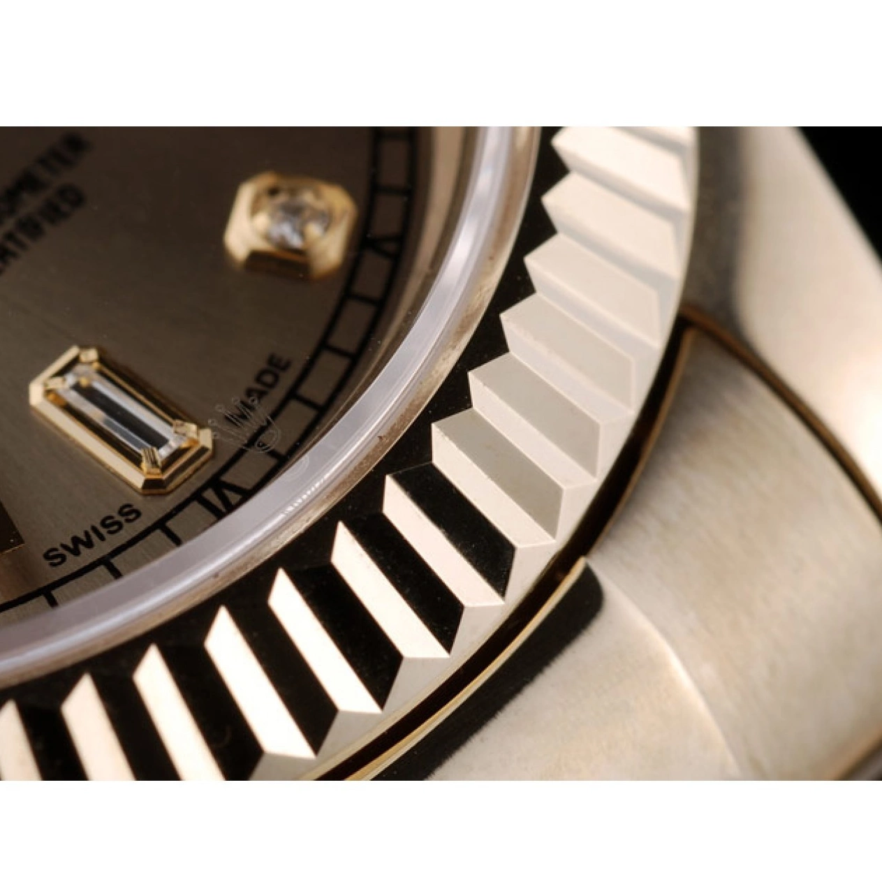 Rolex aaa copy DayDate Rolex Bezel 41997 Stainless Dial Swiss Gold Ribbed Steel Gold 0527